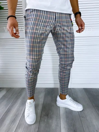 Pantaloni barbati casual regular fir gri in carouri B4960 S2